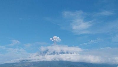 Gunung Semeru Erupsi Tiga Kali, Warga Diminta Tetap Waspada