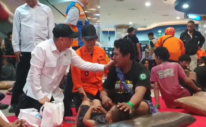 Pantau Evakuasi Korban Kapal Terbakar, Menhub sebut 5 Orang Meninggal Dunia