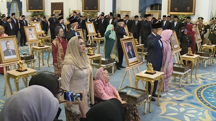 Tak Langsung Disahkan Presiden, Begini Tahapan Pahlawan Nasional