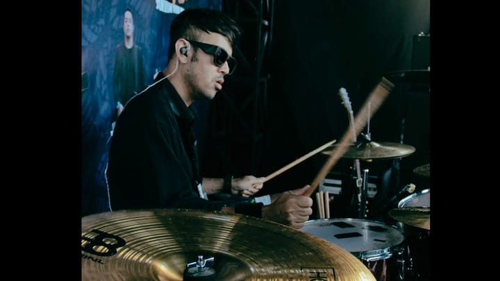 Drummer Band Garasi Aries Budiman Meninggal Dunia