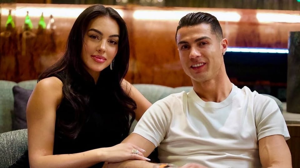 Cristiano Ronaldo dan Georgina Rodriguez Resmi Menikah