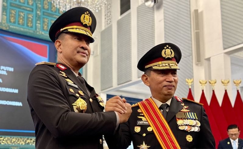 Hari ke Dua Menjabat Kapolri Suyudi Rotasi 19 Kapolda